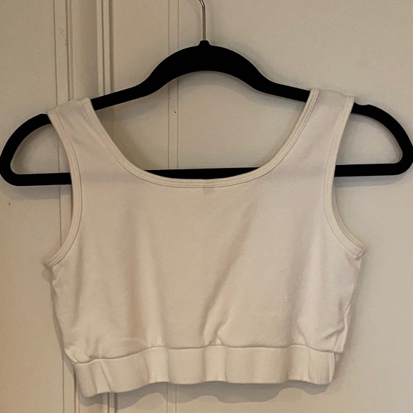 Cropped White Tank Top - Picture 2 of 5